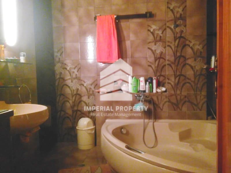 Apartment in Kareas, Vironas — Photo 5 of 8