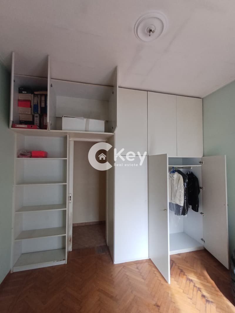 Apartment in Neo Pagkrati, Vironas — Photo 17 of 21
