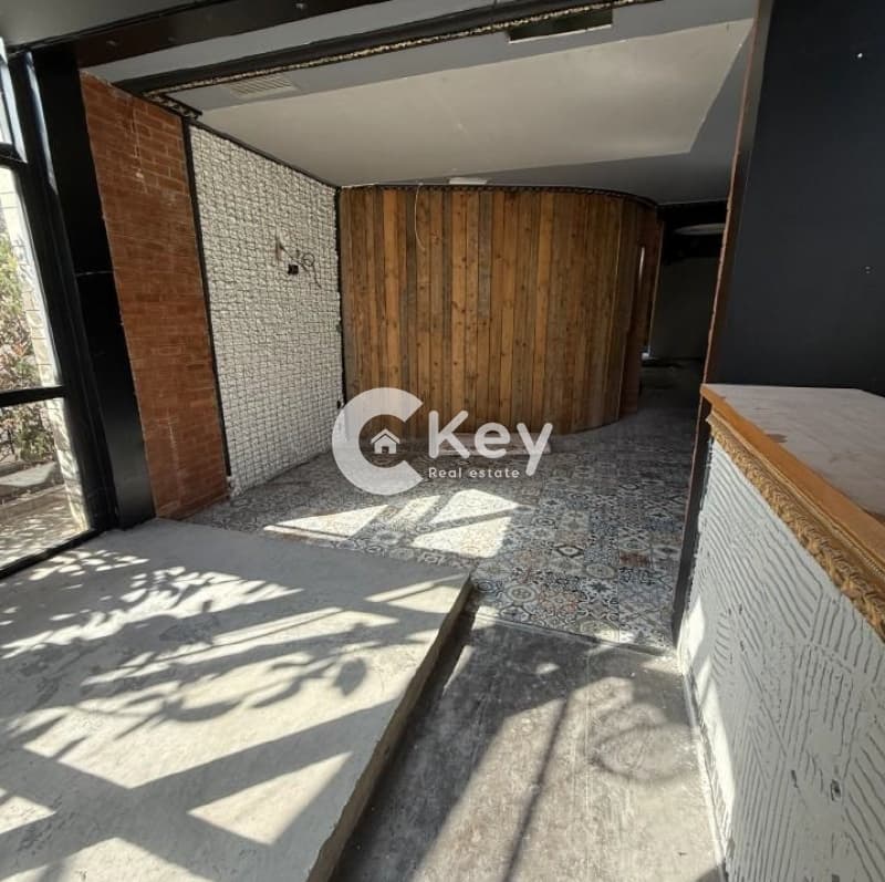Retail Store in Ano Sourmena, Argyroupoli — Photo 2 of 4
