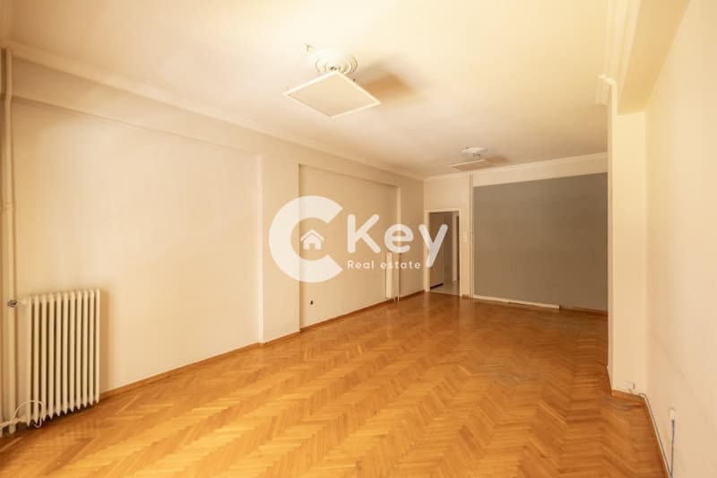Apartment in akadimia Platonos, Kolonos - Kolokinthous — Photo 3 of 18