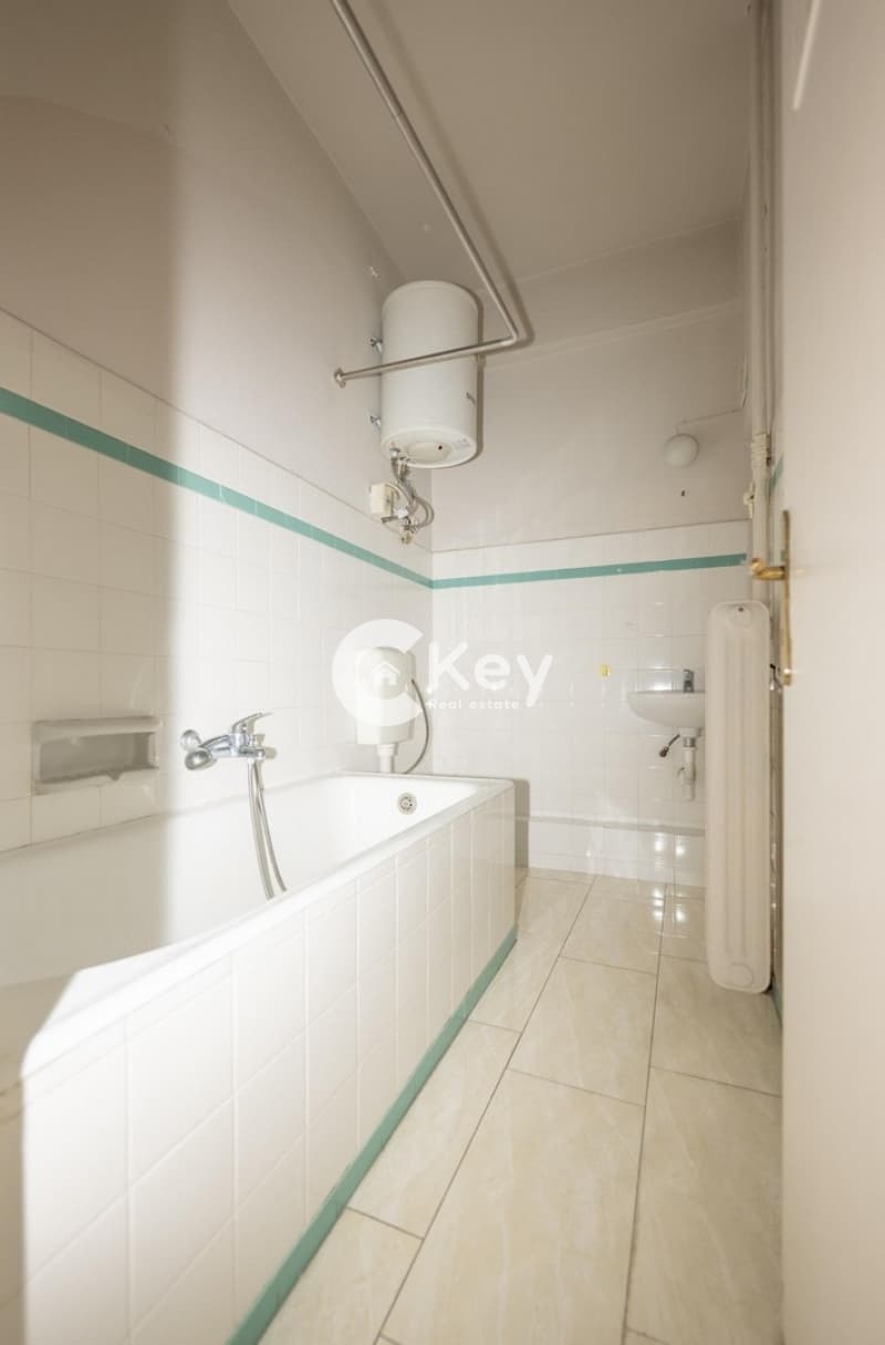 Apartment in akadimia Platonos, Kolonos - Kolokinthous — Photo 9 of 18