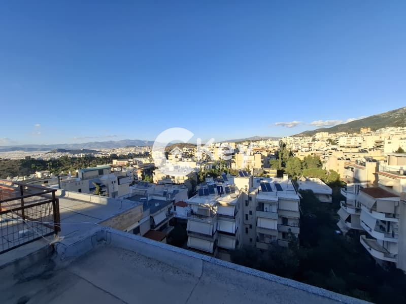 Μονοκατοικία στην Καρέας, Βύρωνας — Φωτογραφία 1 από 28