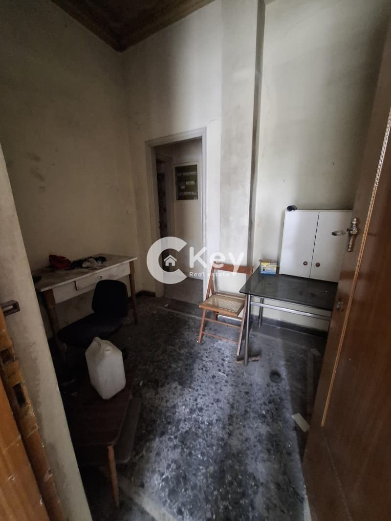 House in Kaminia, Piraeus — Photo 13 of 14