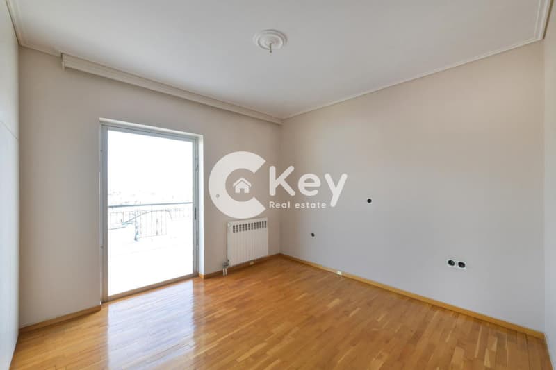 Apartment in Center, Ilion — Photo 23 of 30