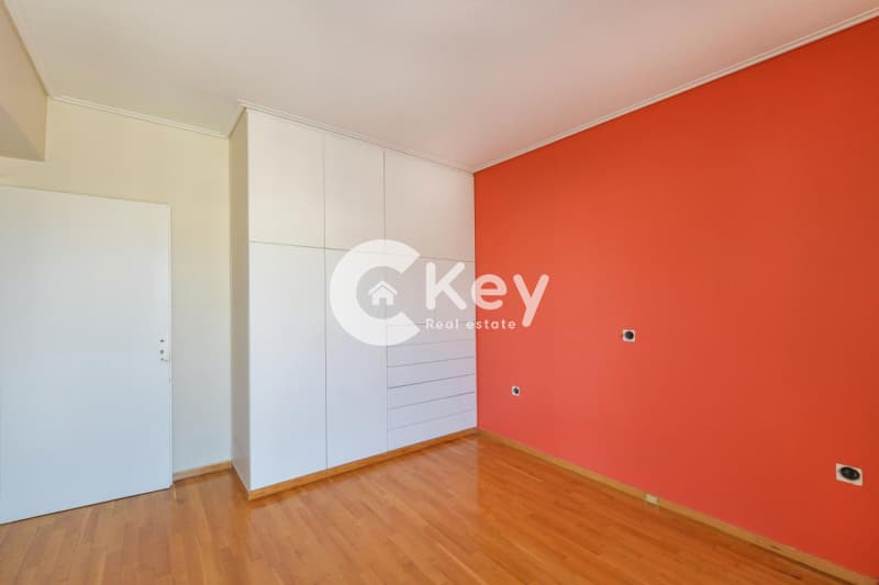 Apartment in Center, Ilion — Photo 30 of 30