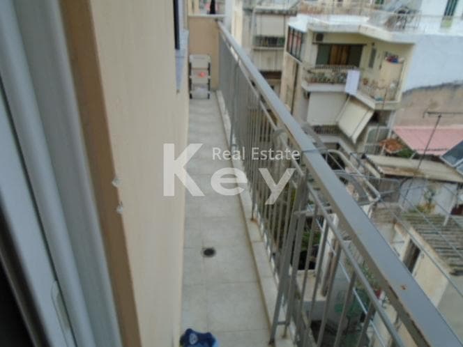 Apartment in Agios Ioannis Chrisostomos, Nikaia — Photo 12 of 15