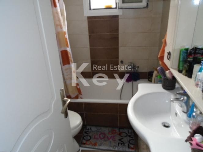 Apartment in Agios Ioannis Chrisostomos, Nikaia — Photo 6 of 15