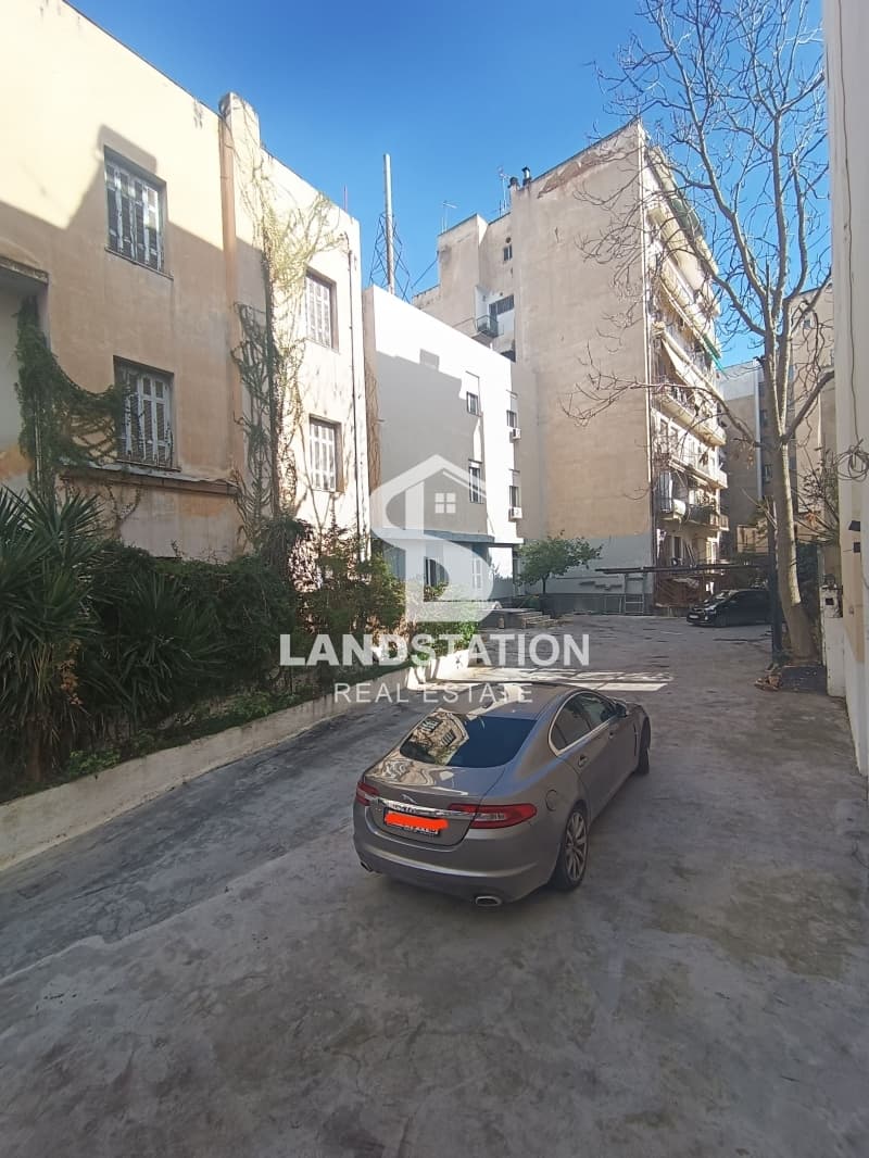 Οικόπεδο στην Αγ. Μελετίου - Πλ. Βικτωρίας - Μάρνη, Λεωφ. Πατησίων - Λεωφ. Αχαρνών