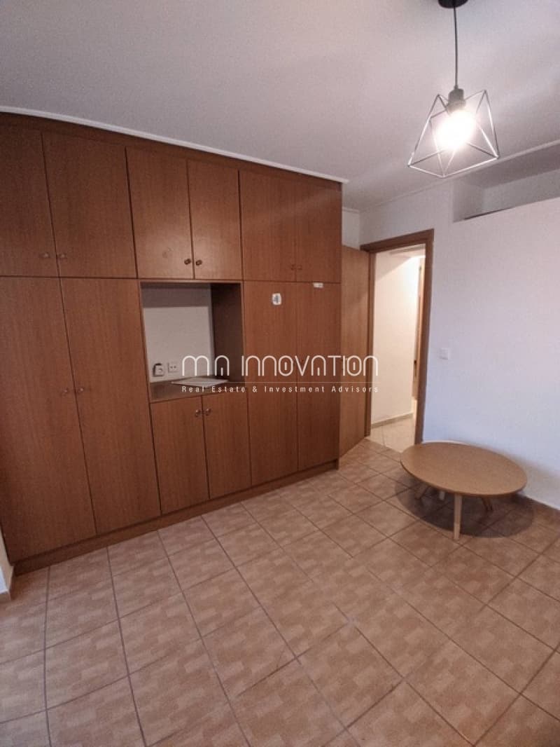 Apartment in Osios Loukas, Patisia — Photo 6 of 16