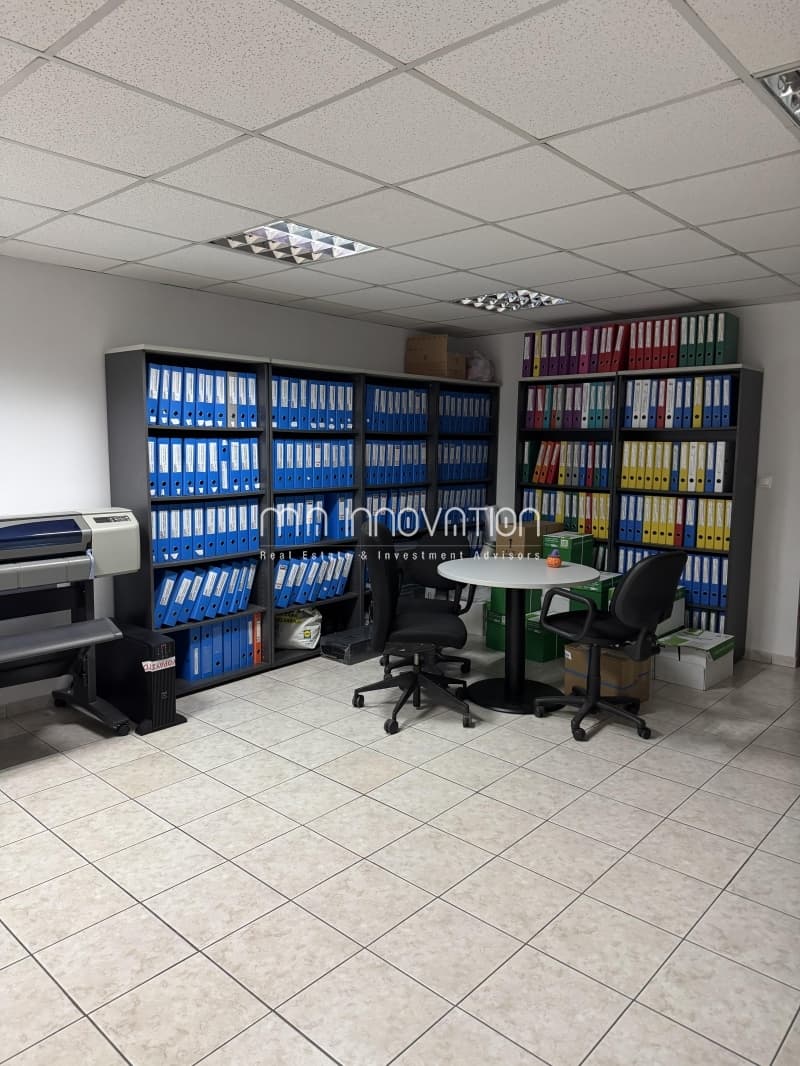 Office in Agia Varvara Lykovrysis, Lykovrisi — Photo 6 of 16