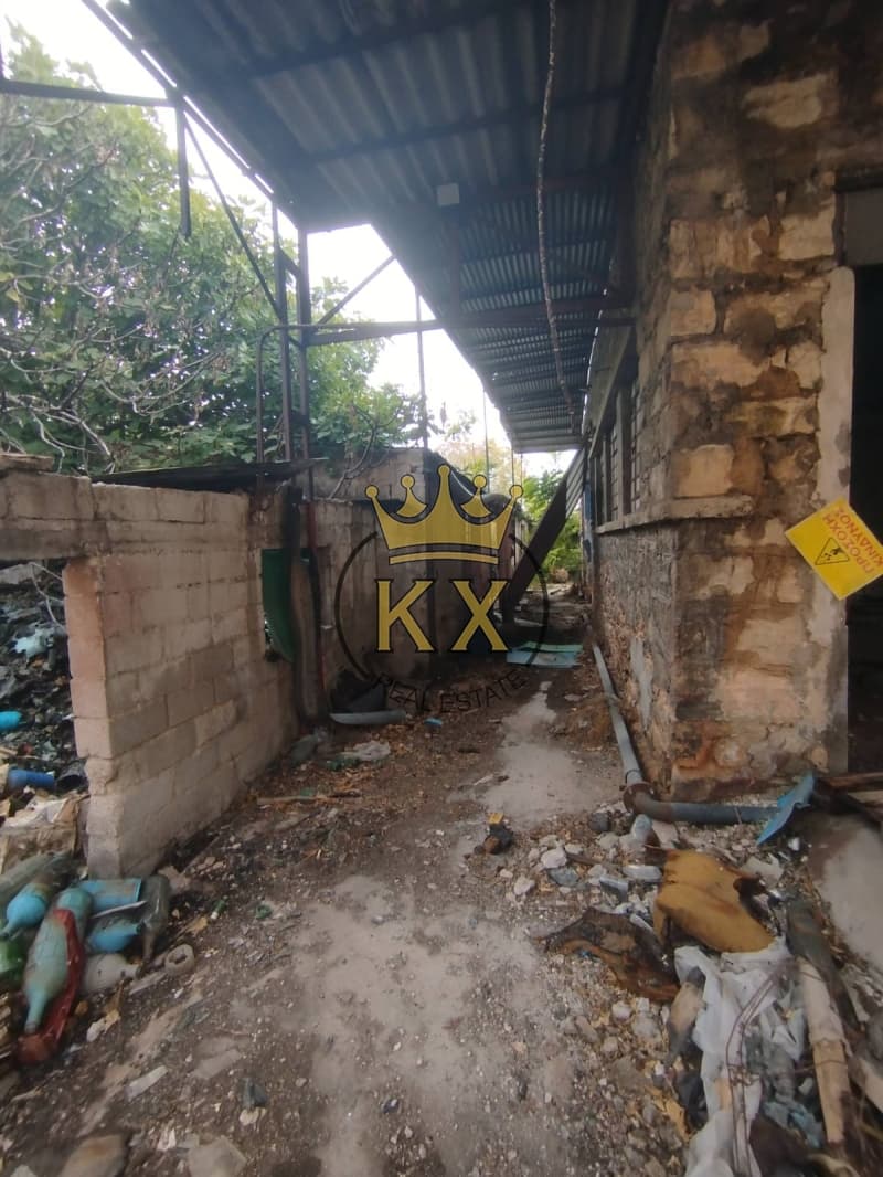 Building Plot in Rouf, Tavros — Photo 24 of 30