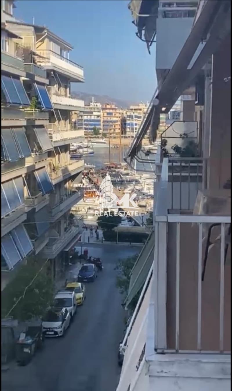 Apartment in Pasalimani, Piraeus — Photo 1 of 2