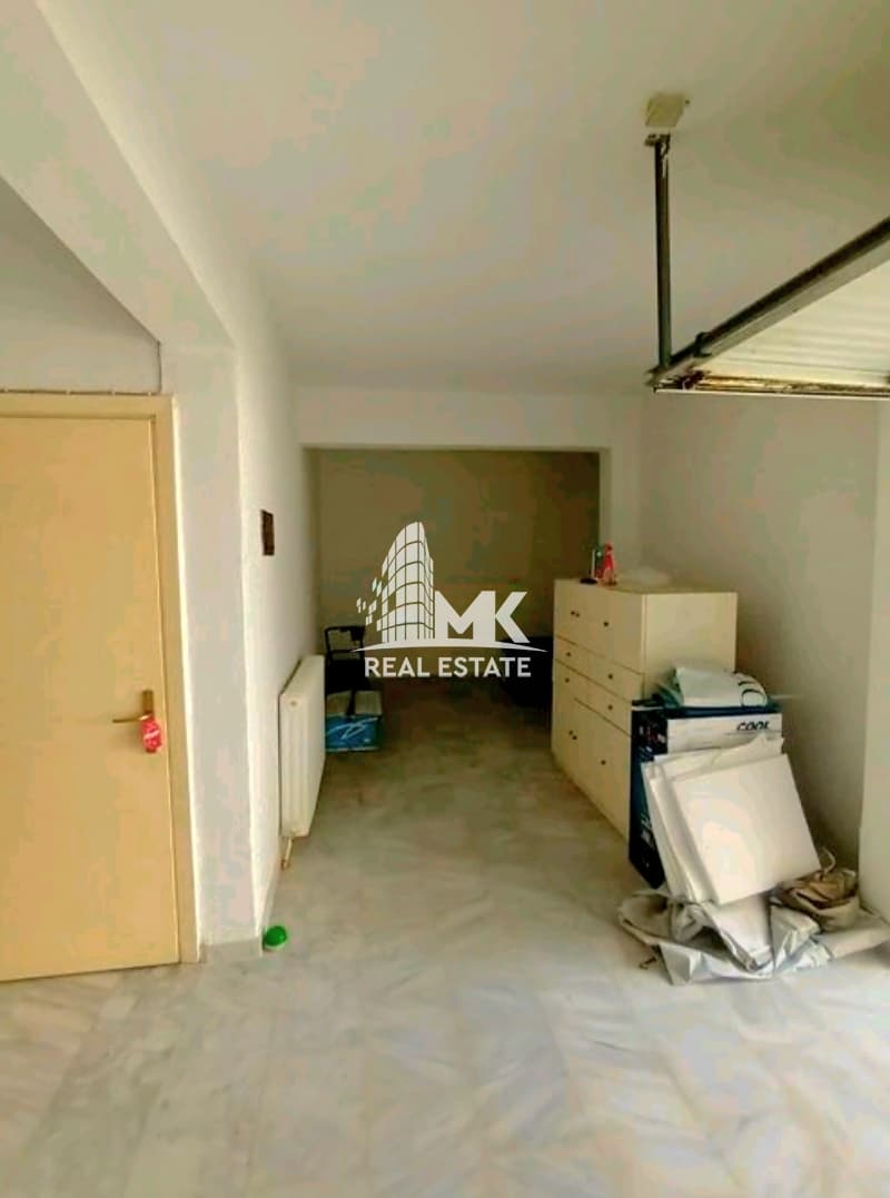 House in Panorama, Panorama — Photo 19 of 30