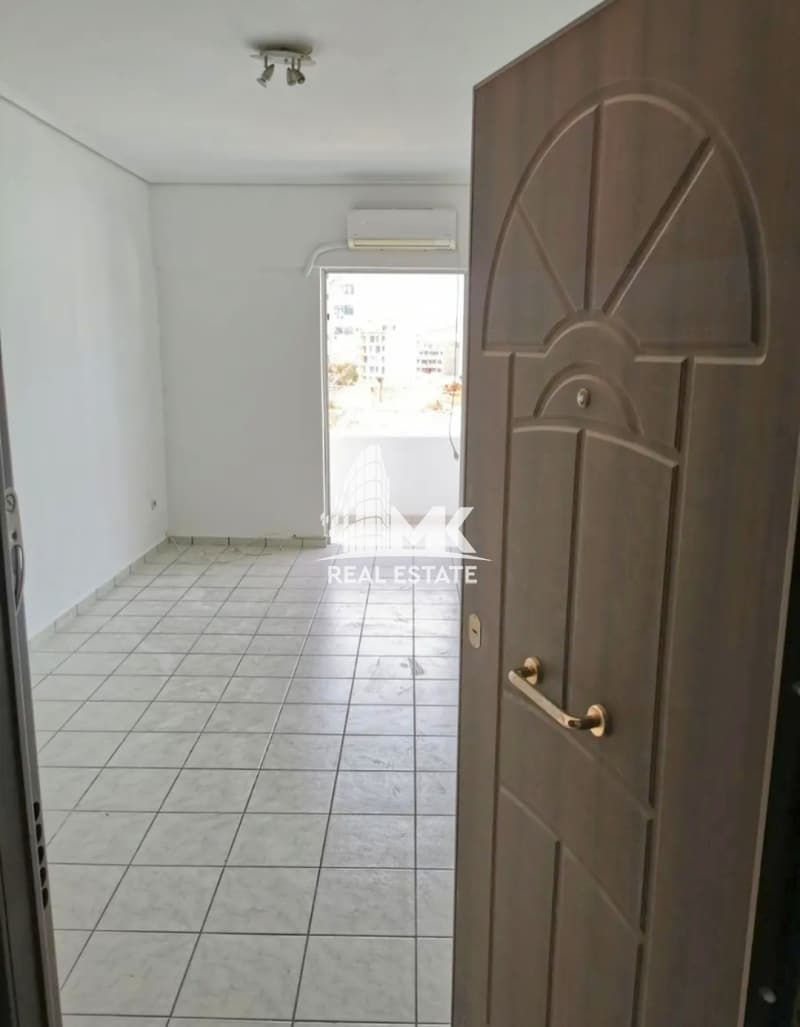 Apartment in Center, Piraeus — Photo 8 of 20