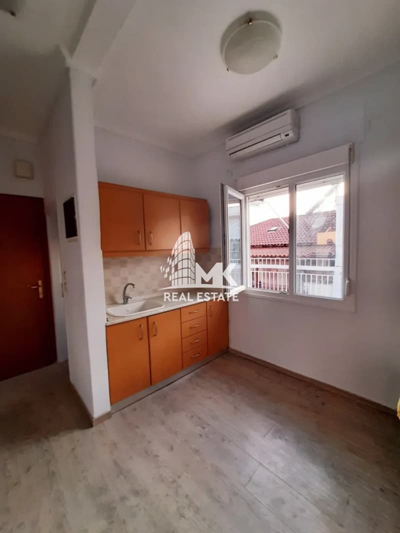 Apartment in Krani, Sikies — Photo 1 of 18
