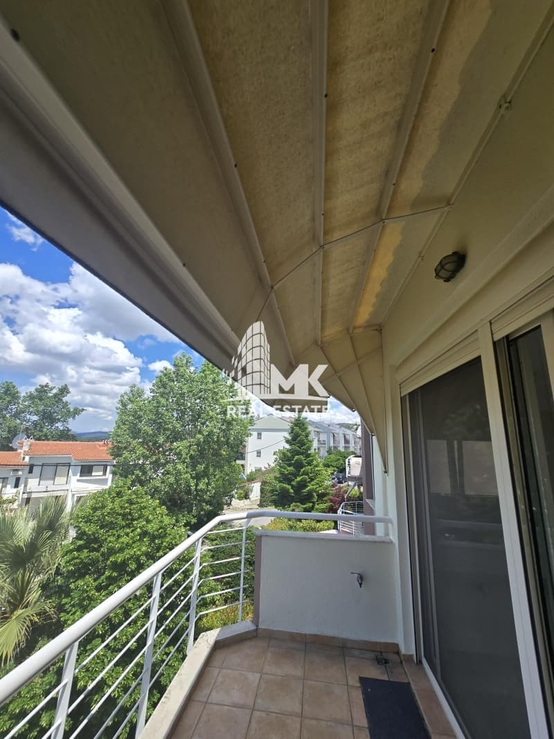 House in Panorama, Panorama — Photo 11 of 27