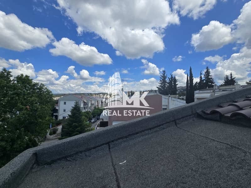 House in Panorama, Panorama — Photo 17 of 27