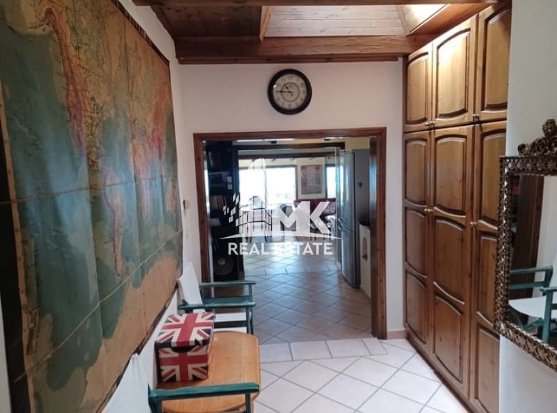 House in Loutra, Pallini — Photo 12 of 25