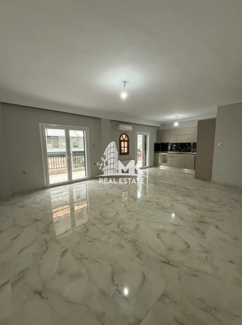 Apartment in Krani, Sikies — Photo 1 of 14