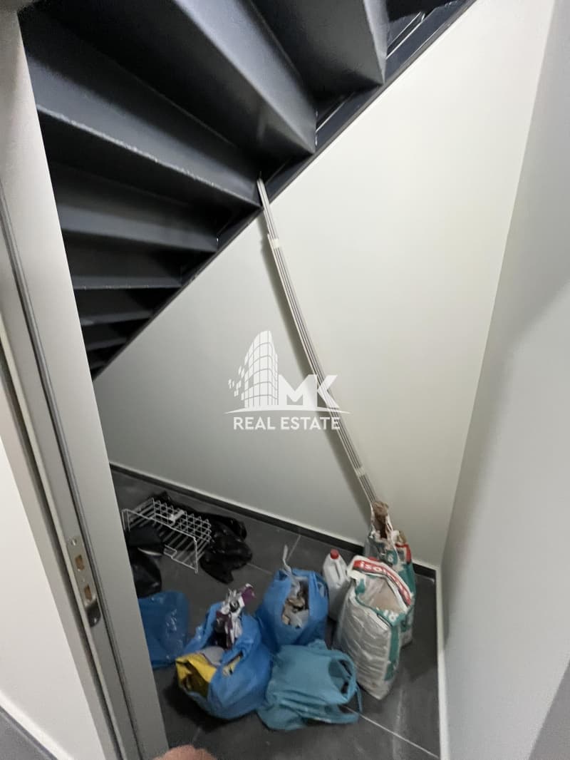 Αποθήκη στην Μακρυγιάννη, Πάτρα — Φωτογραφία 7 από 30