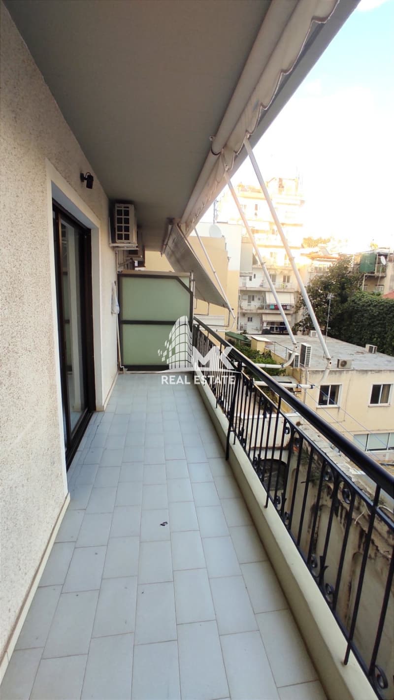 Apartment in Frourio, Patra — Photo 11 of 19