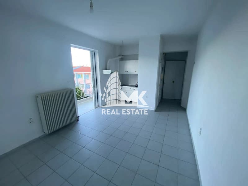 Apartment in Abelokipi, Patra — Photo 1 of 6