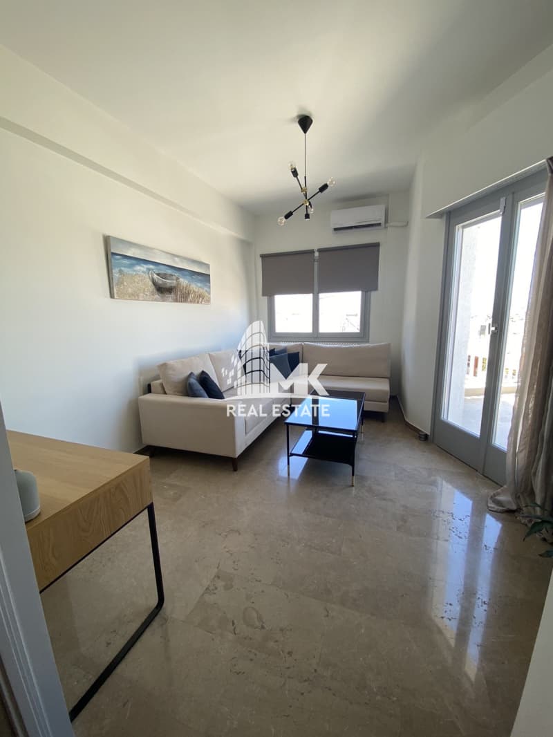 Apartment in Profitis Ilias, Piraeus — Photo 1 of 9