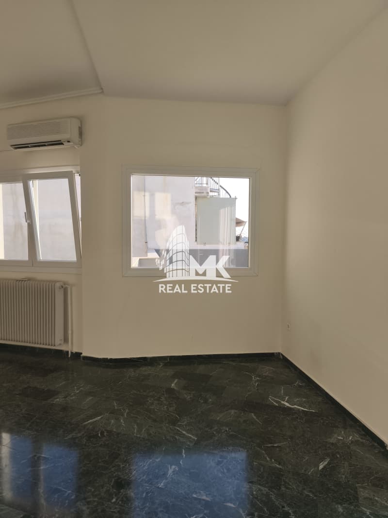 Apartment in Profitis Ilias, Piraeus — Photo 5 of 16