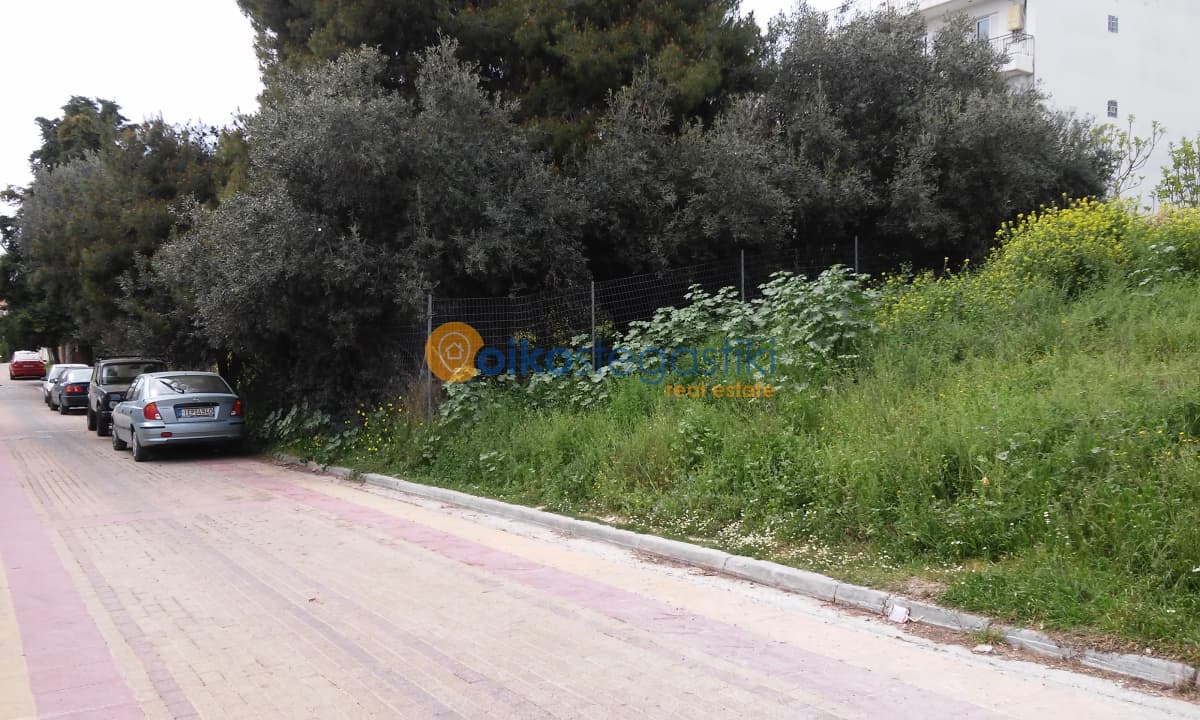 Οικόπεδο στην Φούρεσι, Γλυκά Νερά — Φωτογραφία 2 από 4