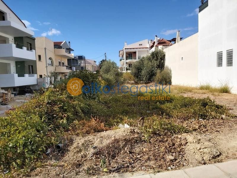 Οικόπεδο στην Κέντρο, Γέρακας
