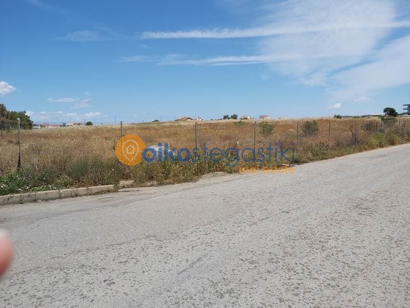 Parcel in Oikismos Kokkino Limanaki, Rafina