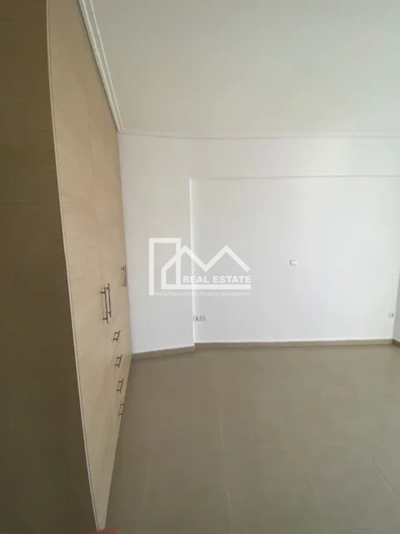 Apartment in Sepolia, Sepolia - Skouze — Photo 7 of 10