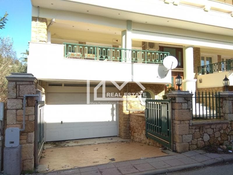 Apartment in Center, Oreokastro — Photo 1 of 22