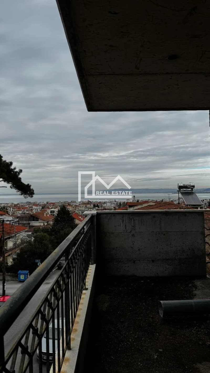 Apartment in Peraia, Peraia — Photo 3 of 8