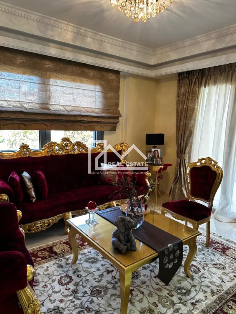 House in Elaiones, Pylea — Photo 11 of 13