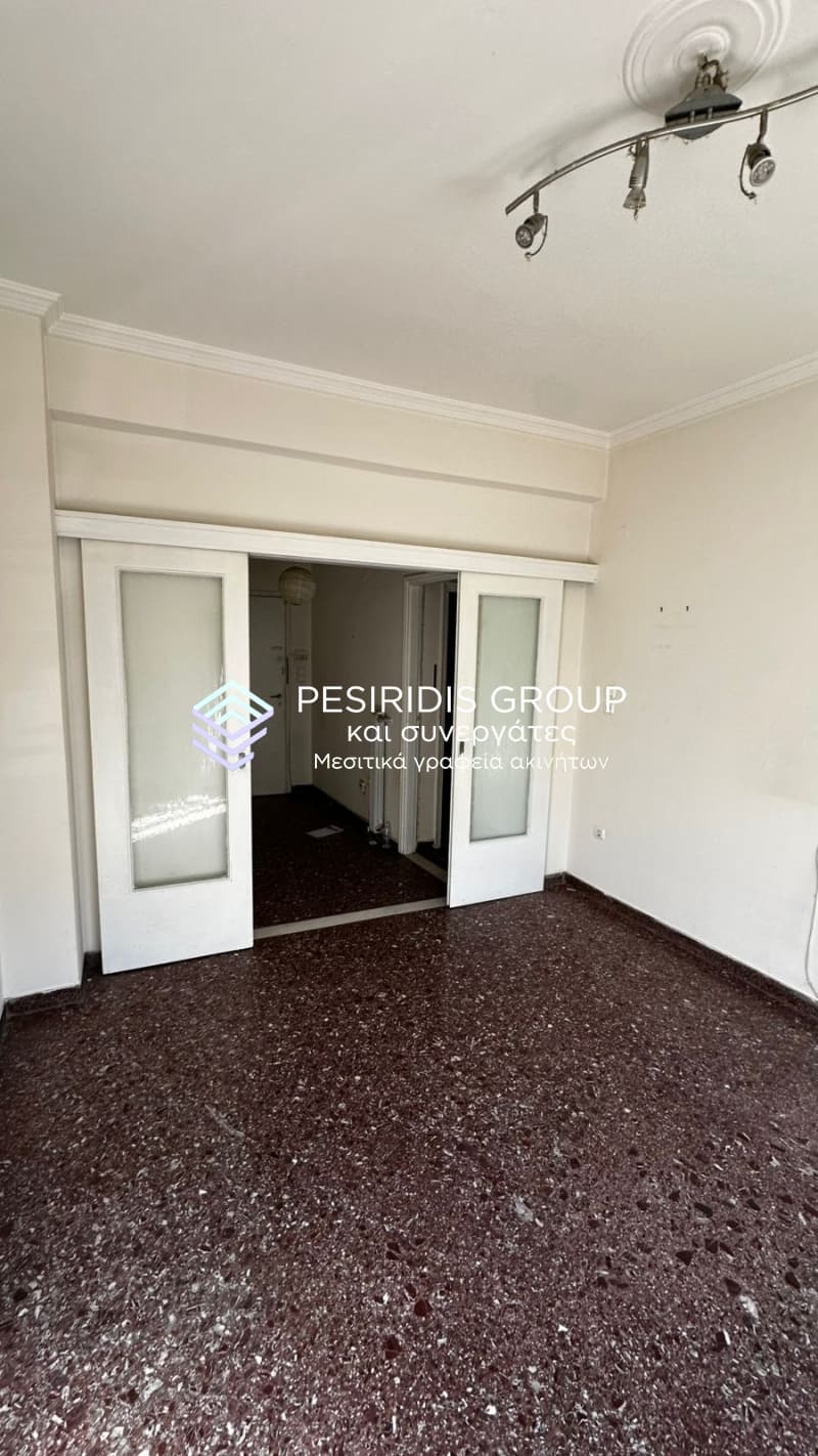 Διαμέρισμα στην Πλατεία Ελευθερίας, Κορυδαλλός — Φωτογραφία 1 από 21