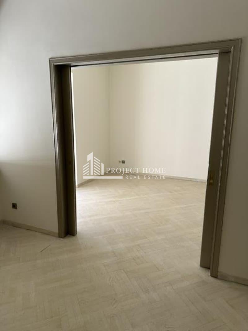 Γραφείο στην Hilton, Ιλίσια — Φωτογραφία 14 από 17