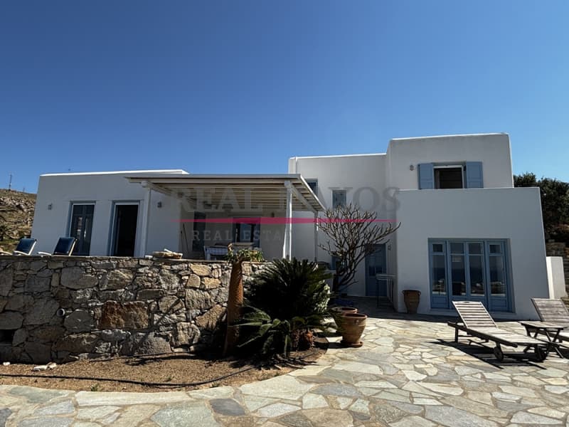 House in Plaka, Naxos — Photo 1 of 30