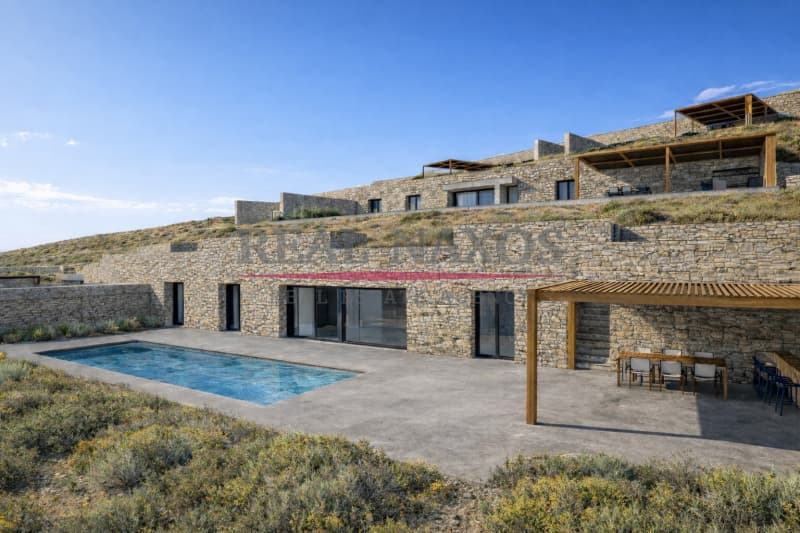 House in Vivlos, Naxos — Photo 1 of 14