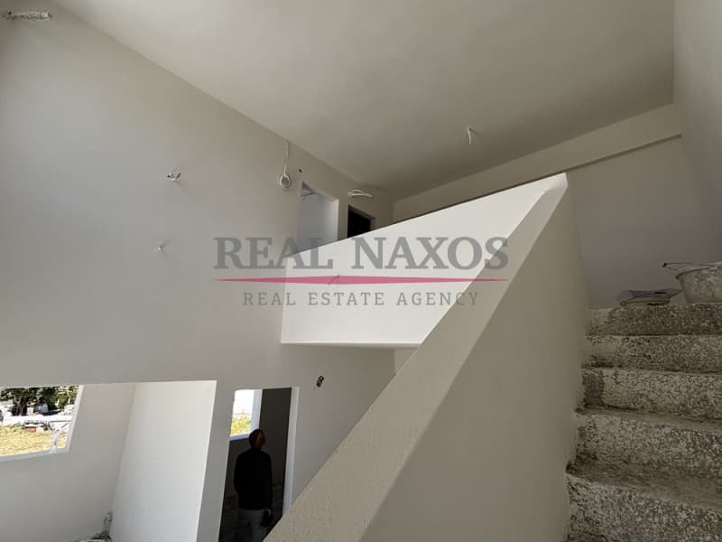 House in Maragkas, Naxos — Photo 9 of 17