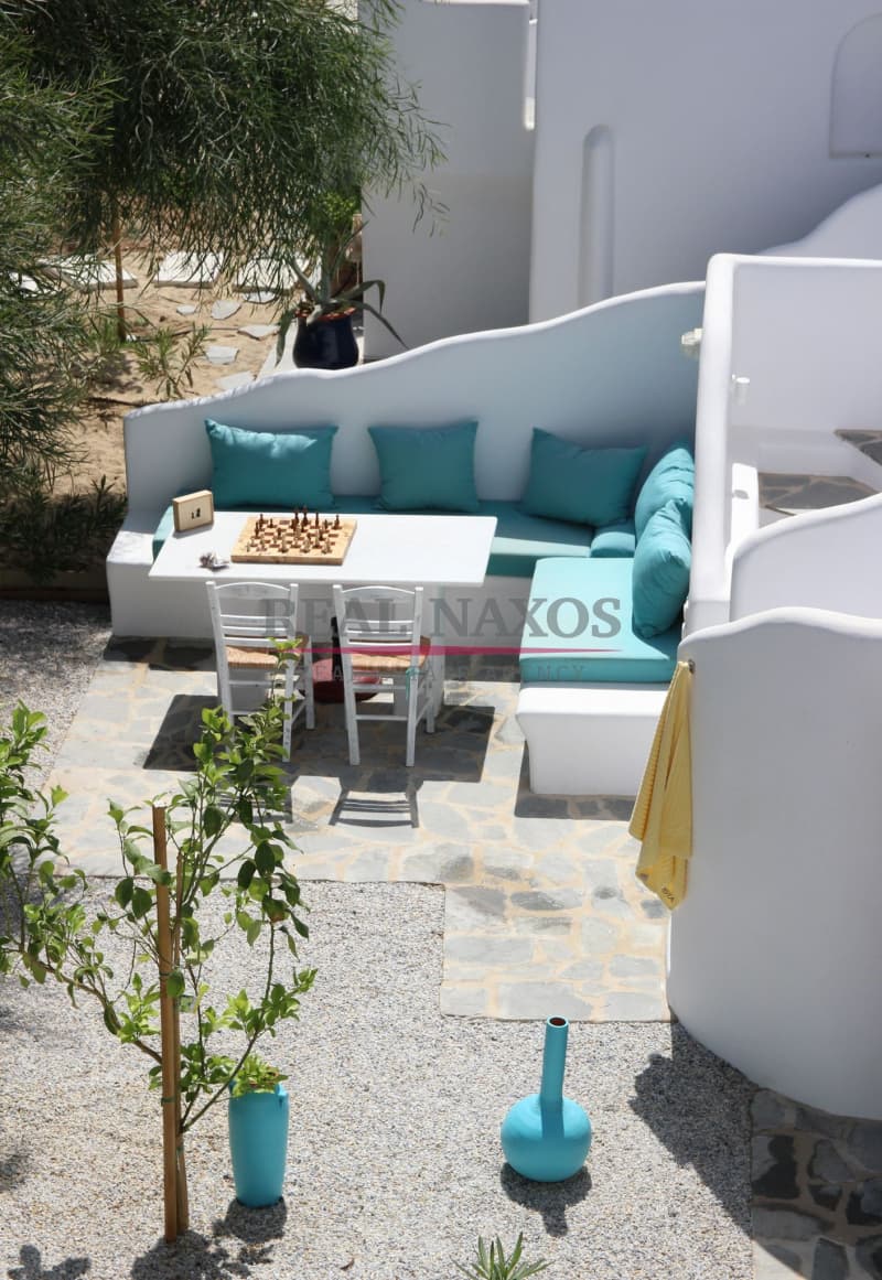 House in Mikri Vigla, Naxos — Photo 17 of 22