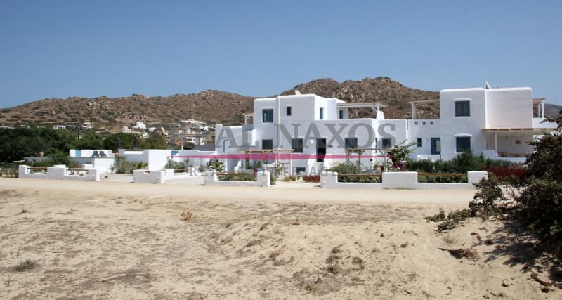 House in Mikri Vigla, Naxos — Photo 2 of 22