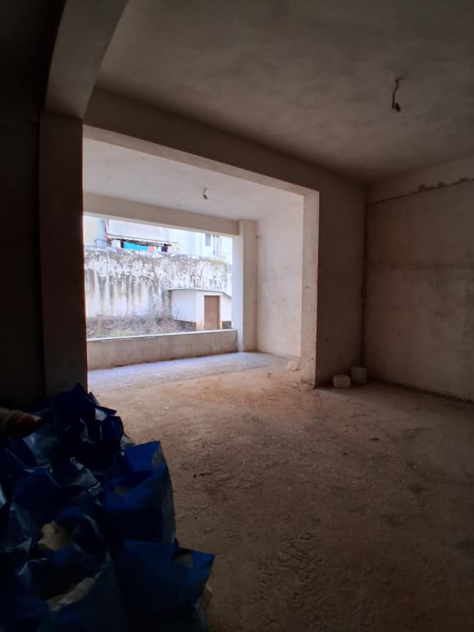 Κατάστημα στην Λόφος Σκουζέ, Κολωνός - Κολοκυνθούς — Φωτογραφία 4 από 7