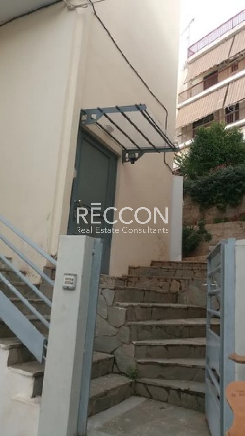 Apartment in Agia Marina, Ilioupoli — Photo 3 of 9