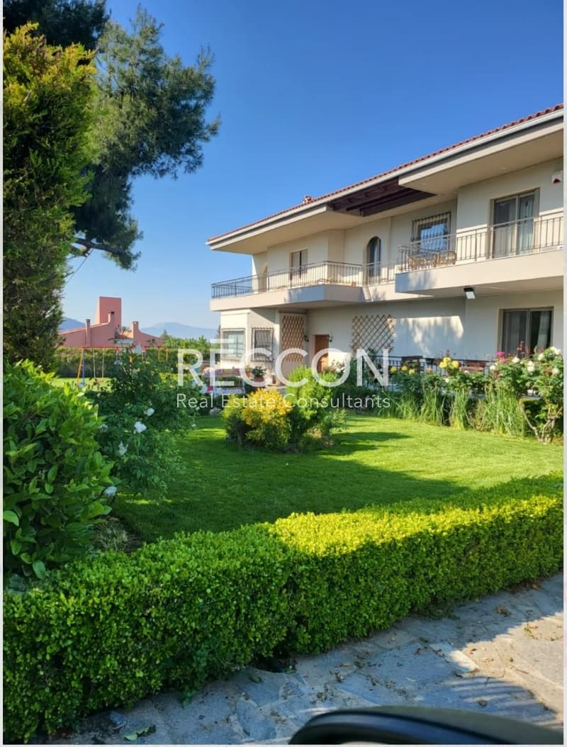 House in Krioneri, Krioneri — Photo 1 of 12
