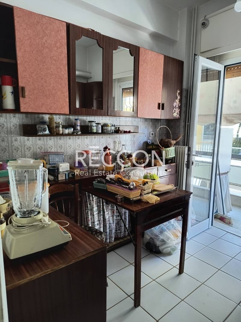 Apartment in Analipsi, Vironas — Photo 18 of 21