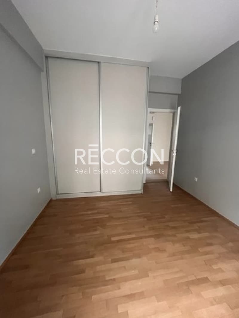 Apartment in Neo Pagkrati, Vironas — Photo 12 of 16