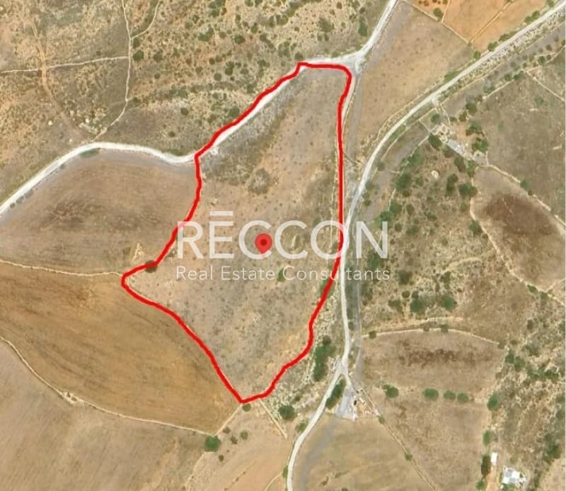 Αγροτεμάχιο στην Σαρακίνικο, Πάρος — Φωτογραφία 1 από 2
