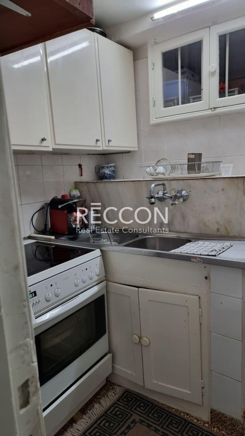 Apartment in akadimia Platonos, Kolonos - Kolokinthous — Photo 16 of 18