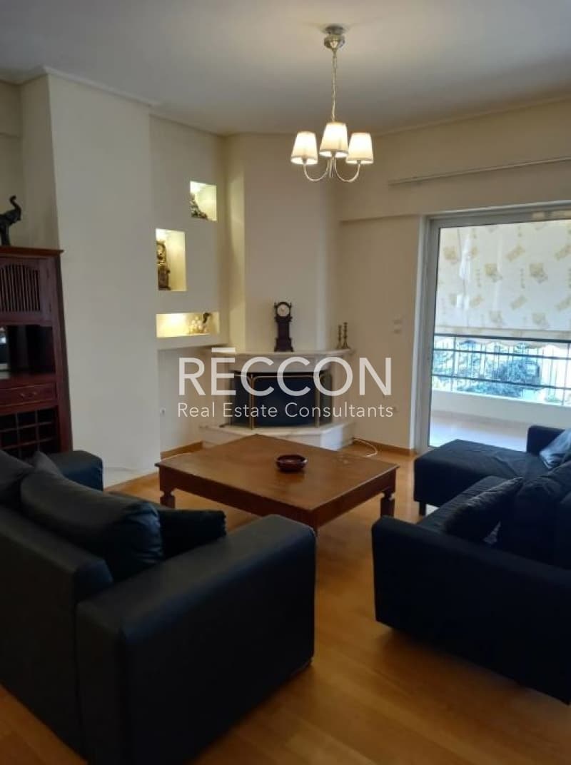 Apartment in Plateia Ntavari, Palaio Faliro — Photo 3 of 21